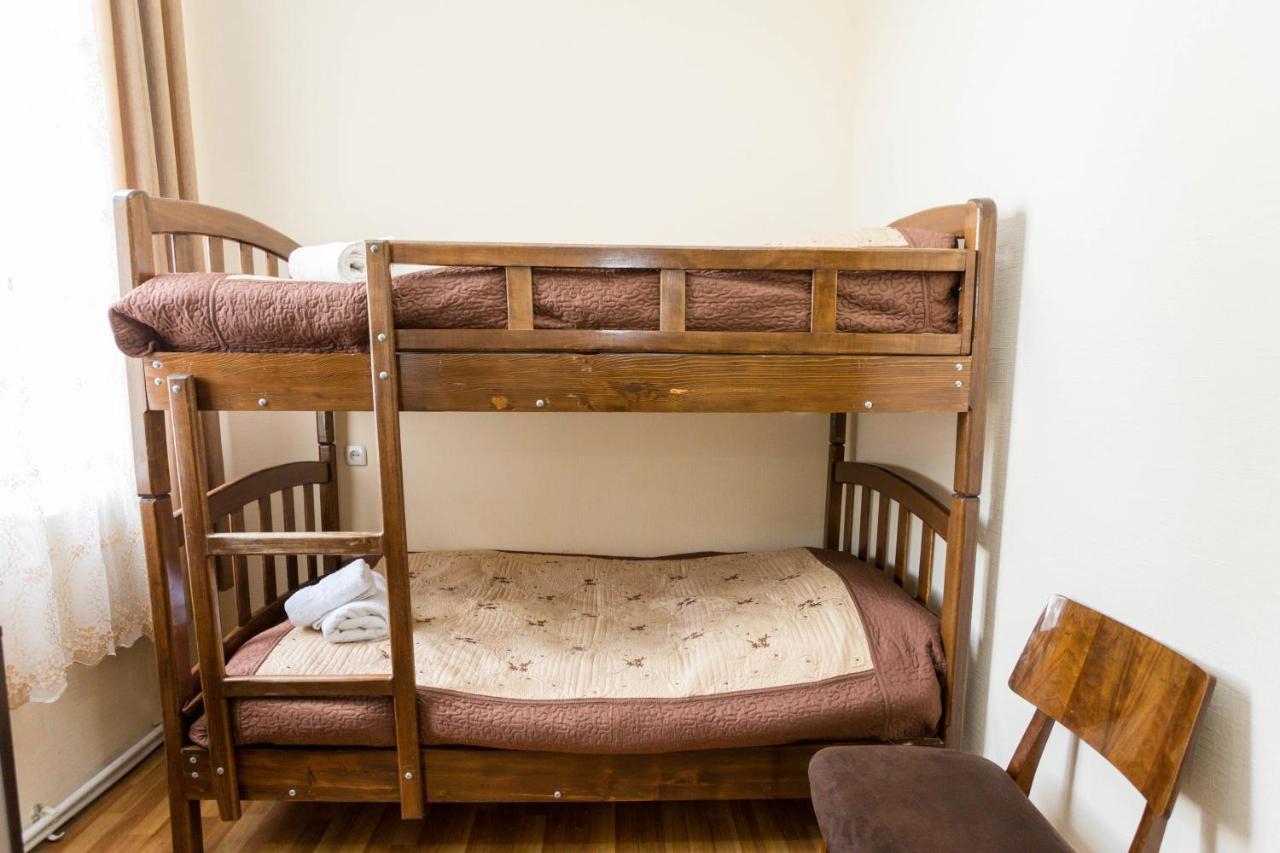 Gis Guest House ティビリシ エクステリア 写真